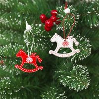 Wholesale Christmas Decorations set White Red Tree Hanging Ornament Elk Star Snow Wooden Mini Creative DIY Pendant Home Decor