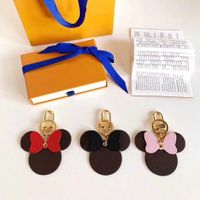 Wholesale 2021 Luxury Designer Bowknot Mouse Keychain PU Leather Animal Bag Pendant Charm Car Keyring Chain Frame Fashion Ladies Keychain Jewelry