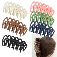 Wholesale Fence Hollowed Out Frosted Grab Large Shark Back of Head Claw Clip Hair Accessories