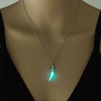 Wholesale Fashion jewelry trendy make necklace Luminous glowing wolf teeth shaped Sand Glass Bottle necklace for men and boys