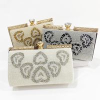 Wholesale Love Heart Pattern Pearl Beaded Clutch Purses And Handbags Women Luxury Party Evening Bag Gold Metal Shoulder Wallet Sac