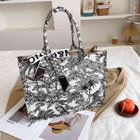 Wholesale Online Sale Up to Off Lin Shanshan s same bag women s spring graffiti Painting Canvas Shoulder Bag