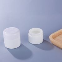 Wholesale 30g g White Porcelain Cream Jar Empty Refillable Cosmetic Lotion Lip Balm Eye Cream Body Facial Makeup Sample Storage