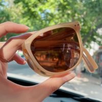 Wholesale Sunglasses Fashion Foldable Square Women Rivets Sunglass Vintage Men Brand Design Eyewear Gradient Shades UV400 Sun Glass