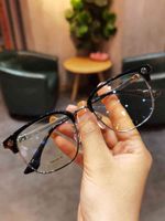 Wholesale 70 OFF Factory Promotion New Titanium Classic Retro Frame For Women And Men Computer Glasses Anti Blue Light Clear Lens