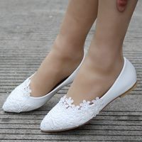 Wholesale Dress Shoes Flat toed wedding shoes with white lace casual low rent for women large size RTG