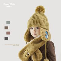 Wholesale Scarves Kids Cartoon Bear Stripe Hats And Scarf Baby Set Girl Boy Cap Child Winter Earmuffs Warm Suit Sombrero Bufanda Ninos
