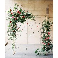 Wholesale Decorative Flowers Wreaths Metal Wrought Iron Arch Stand Artificial Silk Flower Arrangement White Cloth Set Decor Party Wedding Backdrop