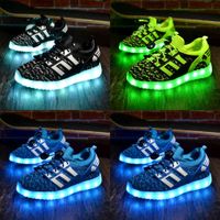 Wholesale 2020 New Kids USB Luminous Sneakers Glowing Children Lights Up Shoes With Led Slippers Girls Illuminated Krasovki Footwear Boys