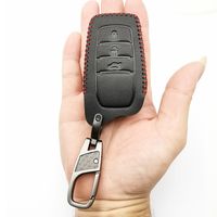 Wholesale For Toyota Land Cruiser Chr C hr Auris Avensis Corolla Hot Sale Genuine Leather Car Key Case Cover Button Protective Shell