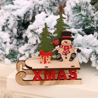 Wholesale Christmas Wooden Decorations DIY Wooden Hollow Christmas Tree Ornaments Sled Santa Claus and Snowman and Deer Ornament Craft DHE11233