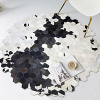 Wholesale American style Round shaped diamond plaid cowhide patchwork rug genuine cows skin fur decoration floor mat