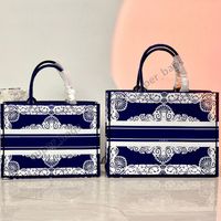 Wholesale oversized BOOK TOTE shopping bag lady handbags shoulder bags embroidered wallet purse high quality fabrics luxurys designers many choices cm