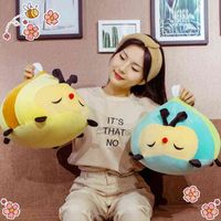 Wholesale Hot selling creative down cotton lying bee doll one button plush toy gift