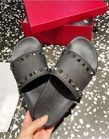 Wholesale 2021 Classic Women Slippers Rhinestone Black Sandals Ladies Wedding Sexy Leather Slipper Trendy Rivet Stud Slides Mens Casual Flat Spikes Party Shoes