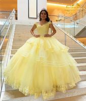 Wholesale Light Yellow Tiered Tulle Long Quinceanera Dresses Off Shoulder Beaded Applique Vestidos De Anos Puffy Sweet Prom Banquet Wear