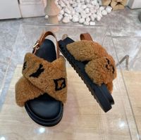 Wholesale 2022 Furry women s Paseo flat comfort metal chain sandal slipper designer fashion luxury elegant simple material mules shoes comfortable design