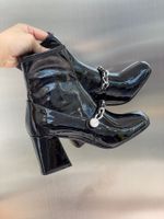 Wholesale Perfect Winter Embellished Naplak Ankle Boots Patent Leather Pearl Chain Block Heels White Black Combat Booty Wedding Party EU35