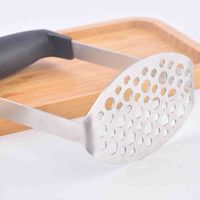 Wholesale Stainless Steel Potato Cutter Masher Sweet Potatoes Household Manual Press Convenient Featured Materials Uniform Hole Position Comfortable Handle ZXFHP0496