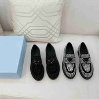 Wholesale 2021 top designer Women full diamond casual shoes fashion ladies leather metal buckle loafers luxury brand woman outdoor shoe with box size