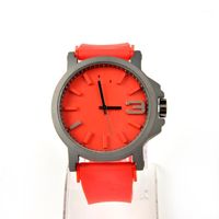 Wholesale Mechanical Stylish Time Daily Gift Analogue Minimalist Single Digit Pointer Type Round Dial Quartz Watch Wristwatches