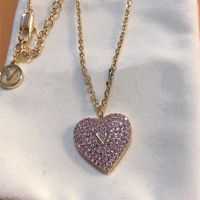 Wholesale Pink Crystal Heart Pendant Necklaces With Box Classic Letter Luxury Jewelry Party Wedding Lady Necklace Elegant Exquisite Chains
