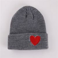 Wholesale Mens Designer Beanie Womens Designers Beanies Skull Caps Fashion Heart Pattern Men Women Winter Hat Hip Hop Knitted Hats Play V