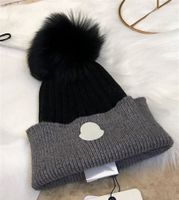 Wholesale Designer Skull Caps Fashion Fax Fur Pom Beanie Breathable Cold Proof Two Color Splicing Hat for Man Woman Colors High quality