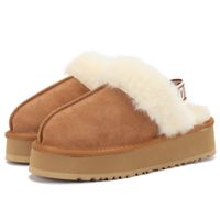 Wholesale Warm Indoor Women Fur Slippers Fluffy Soft Furry Slides Thick Flats Heel Non Slip House Shoes Ladies Luxury Design Footwear
