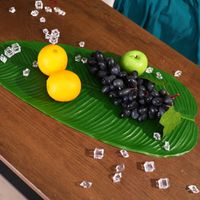 Wholesale Water Proof Recyclable Artificial Tropical Green Plants Banana Palm Tree Leaves Hotel Garden Party Wedding Jungle Beach Theme BBQ Decoration Table Mat Fruit Plate