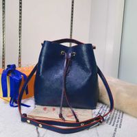 Wholesale CLASSIC FLOWER Luxurys fashion bags designer handbags celebrity backpack luxury backpacks famous leather handbag M43432 Size x22x27cm