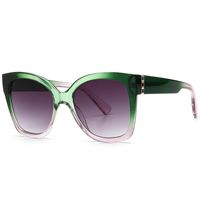 Wholesale Sunglasses Trendy Colored Cat Eyes European Women Gradient Shades Sun Glasses Street Beat Shopping UV400
