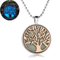 Wholesale 3 Colors Luminous Led Necklace Tree Of Life Necklace Pendant Fashion Necklace Pendant Light Jewelry
