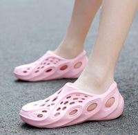 Wholesale Couple style hole shoes female student Korean version cute outer wear net red slippers summer shoe soft bottom women s