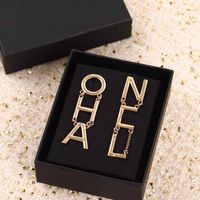 Wholesale Top quality stud earring with letters in k gold plated for women wedding jewelry gift with box PS3787