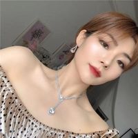 Wholesale Pendant Necklaces Fashion Gold And Silver Water Drop Crystal Glass Necklace Earring Set Bride Jewelry Chic Shape Diamond