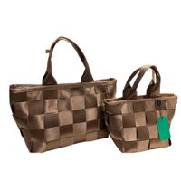 Wholesale Brown Hand Knitted Check Totes Handmade Crochet Mesh Bags Hand Weave Cotton Women fashion Tote Single Knitted Tote Shoulder Bag lattice checkered Handbags purse