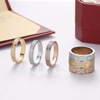 Wholesale Jewelry Ladies Love rings Pendant Necklaces Screw Earrings carti Bracelet Van Party Wedding Couple Gift Fashion Luxury Cleef designer Arpels have box a1