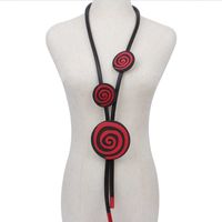 Wholesale YD YDBZ Whirlpool Shape Statement Necklace Women Gothic Rubber Red Round Pendant Necklaces Costume Jewelry Sweater Chain