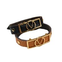 Wholesale Cow Leather Charm Bracelet Designers Hollow Letters Wristband Mens Womens Canvas Bracelets Classic Clover Pattern Wristbands