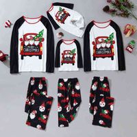 Wholesale New Family Matching Outfits Christmas Gnome Print Family Look Dad Mom Kids Baby Clothes Winter Long Sleeve Pajama Set Plus Size H1115