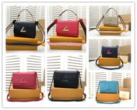 Wholesale Designer Luxury Best Quality Twist Handbag Leather Twist MM Bag Python M57505 Red Size x x9 CM