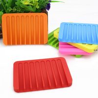 Wholesale Multicolor Water Drainage Anti Skid Soap Box Silicone Dishes Soap Holders Case Home Bathroom Supplies NHF12801