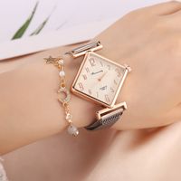Wholesale Fashion Women Watches Simple Vintage rhombus Dial Watch Sweet Magnet Mesh Strap Sports Rose Gold Wristwatches Clock Gift