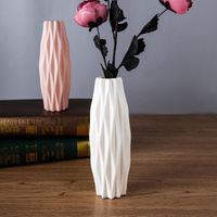 Wholesale Vases Creative Plastic Vase Nordic Color Camellia Ornaments Dry Flower Wet Imitation Glaze Living Room Decoration