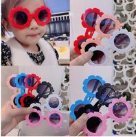 Wholesale summer spring baby Cute fashion sunglasses kids boys and girls kid Concave style uv vacation sun glasses years old Skiing mountaineering beaches rafting fishing
