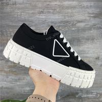 Wholesale Top Quality Women Casual Shoes Leather Double Wheel Girl Rubber Cookie Sole Sneakers Nylon Fashion Classic Sports Chaussures Trainers Triangle Mark Loafer Scarpes