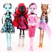 Wholesale Fashion monster girl doll high quality movable body toy draculaura clawdeen wolf Jsie Ben black wydowna spider
