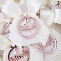 Wholesale 50 Personalized Laser Cut Baby Name Rose Gold Mirror Round Decor For Baptism Christening Customized Circle Tags Bags Favors