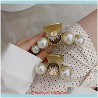 Wholesale Hair Jewelry Jewelryhair Clips Barrettes Aomu Summer Trendy Retro Colorful Transparent Resin Sun Claw Flashing Geometric Big Round Hairpin
